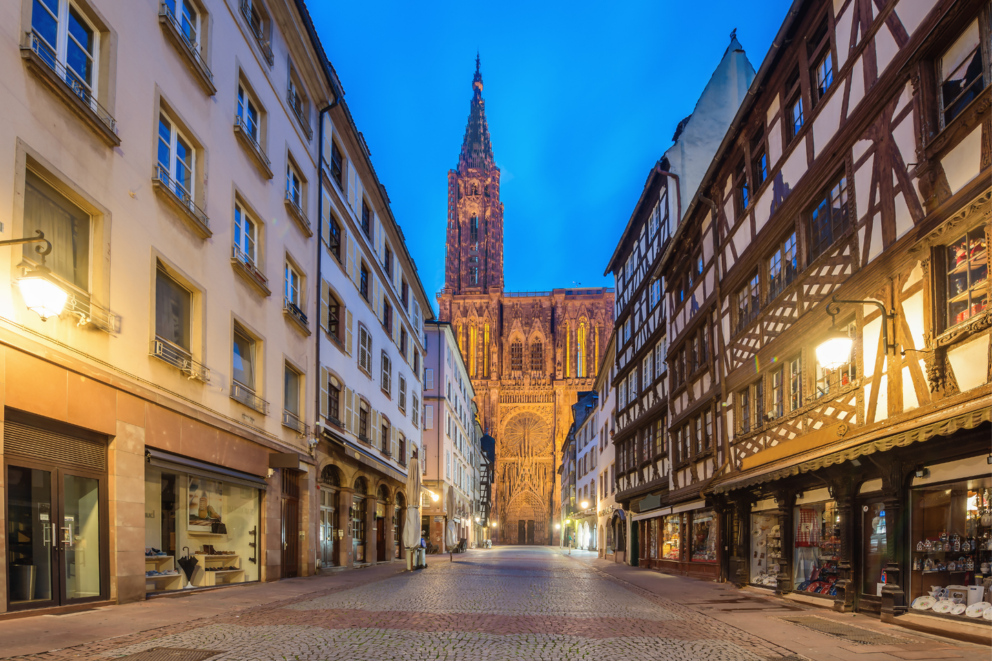 7 things to know before visiting Strasbourg, France Cathedral of Our Lady (Notre Dame) of Strasbourg at night in Alsace, France