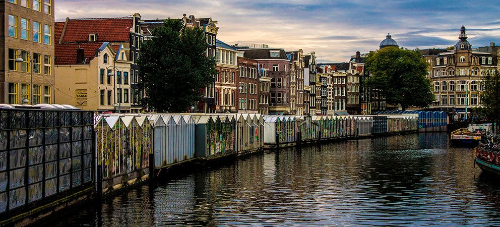 Bloemenmarkt, the flower market. How is the Flower Market