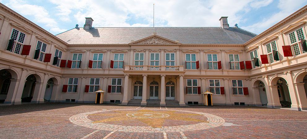 The Royal Palace of the Netherlands. Visit to the Royal Palace of Amsterdam